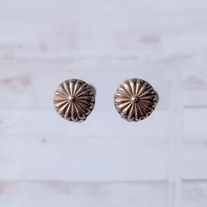 Vintage Napier Clip On Earrings 5/8" Gold Tone - Heavy Tarnish